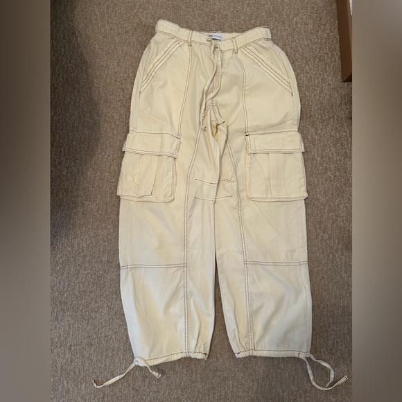 Zara Seamed Cargo Pants - Picture 2 of 3